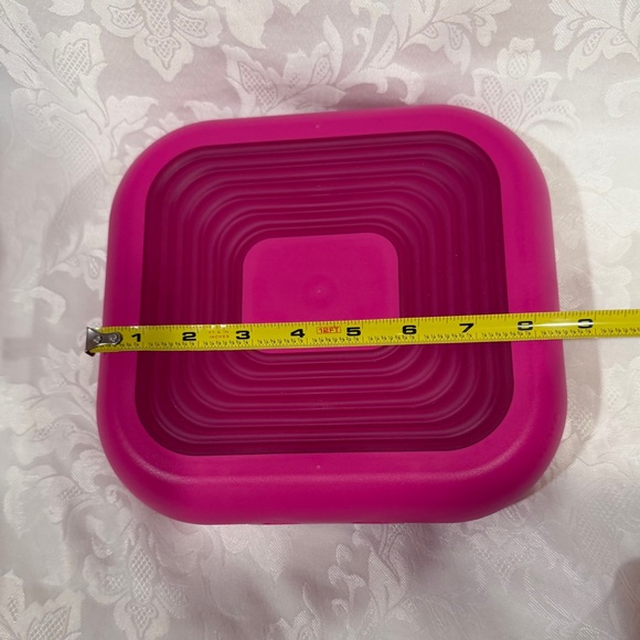 NEW (NIP) Tupperware Pink Stuffables Accessory Organizer (Jewelry not included) - Picture 7 of 12